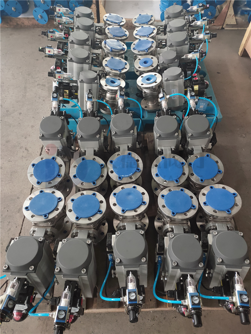 L型三通法兰球阀(图1)